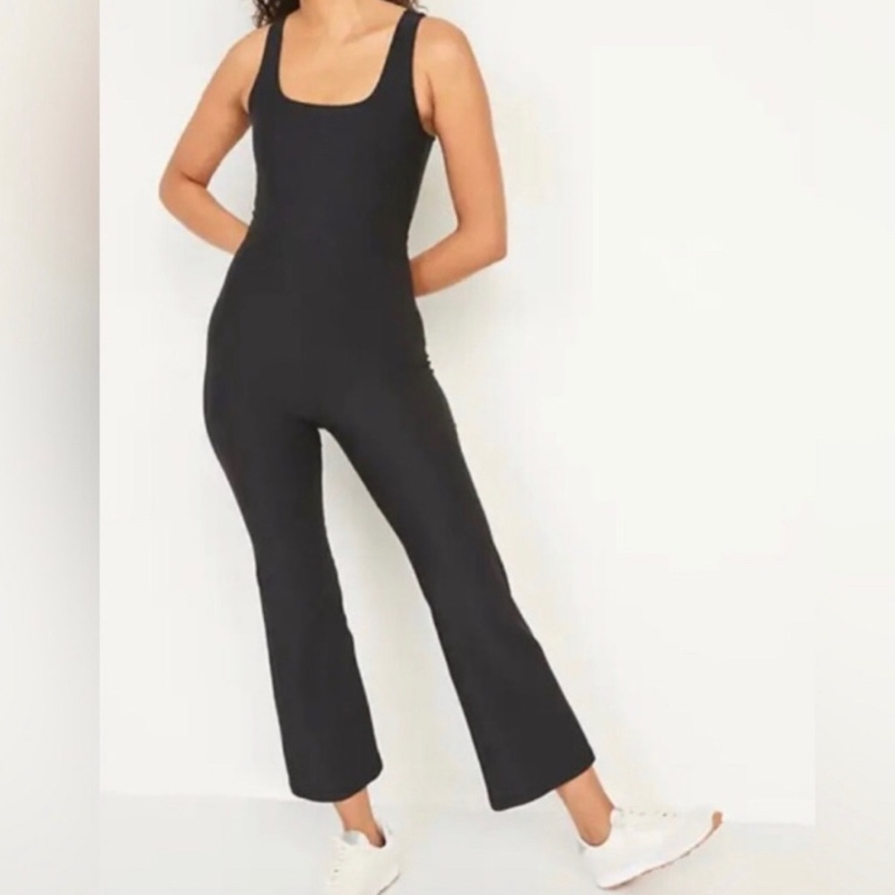 Black Sleeveless PowerSoft Flared Jumpsuit for Women - XL
